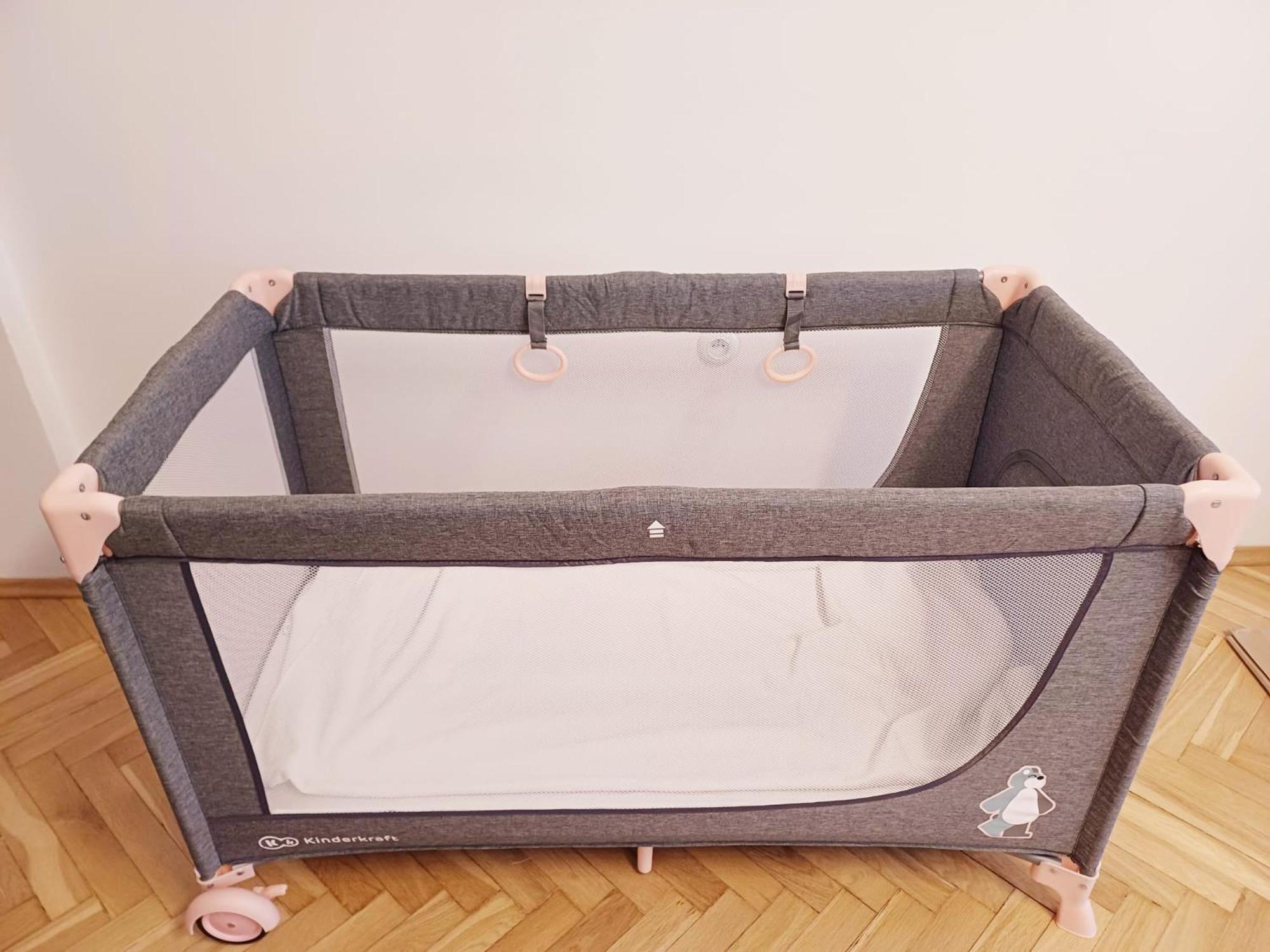 Apartment Pod Papugami